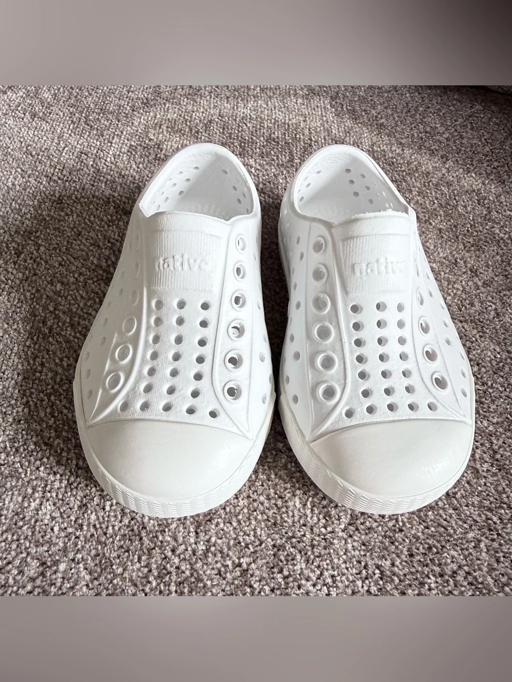 Native Jefferson White Slip On Water Shoes Toddler C5 Unisex Lightweight